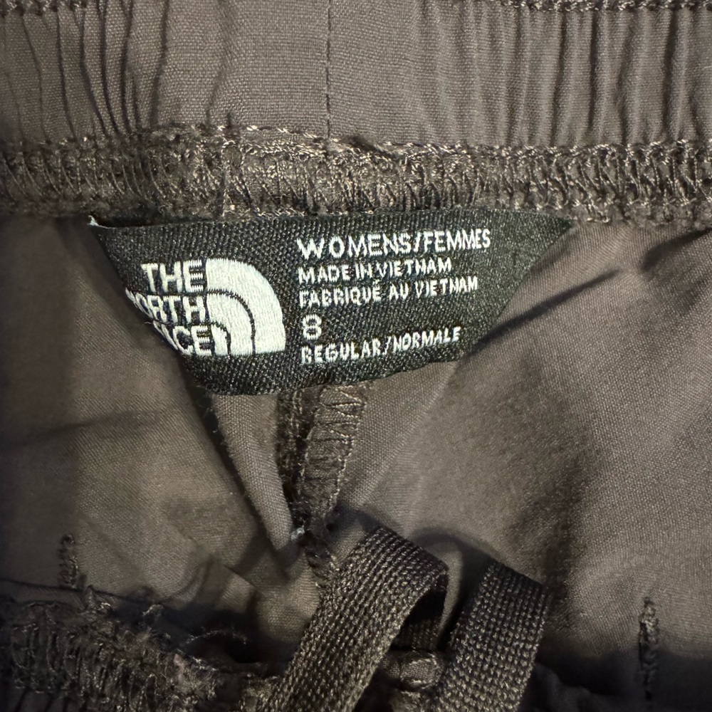 Women’s The North Face‎ Brown Pants - size 8 - Picture 2 of 5